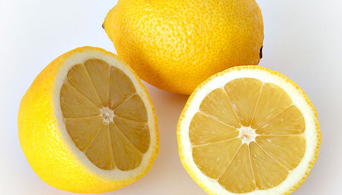 Lemon Nutrition Facts and Health Benefits