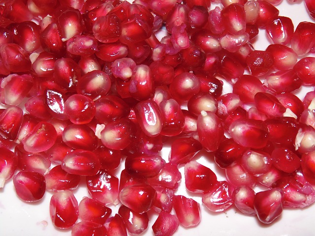 pomegranate-501504_640