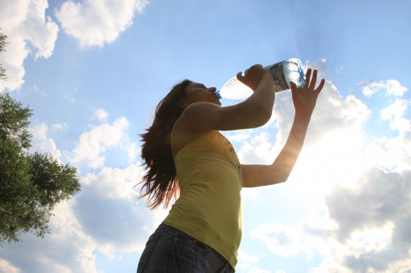 Young-Woman-Drinking-Water_Summer-Sun__IMG_9742-580x386